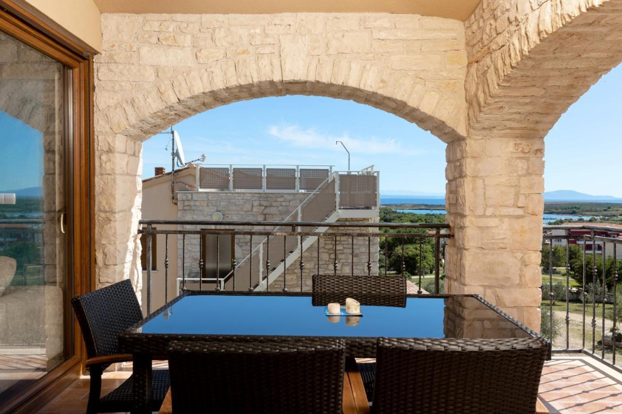 Marlera - Penthouse Apartment Liznjan Exterior photo